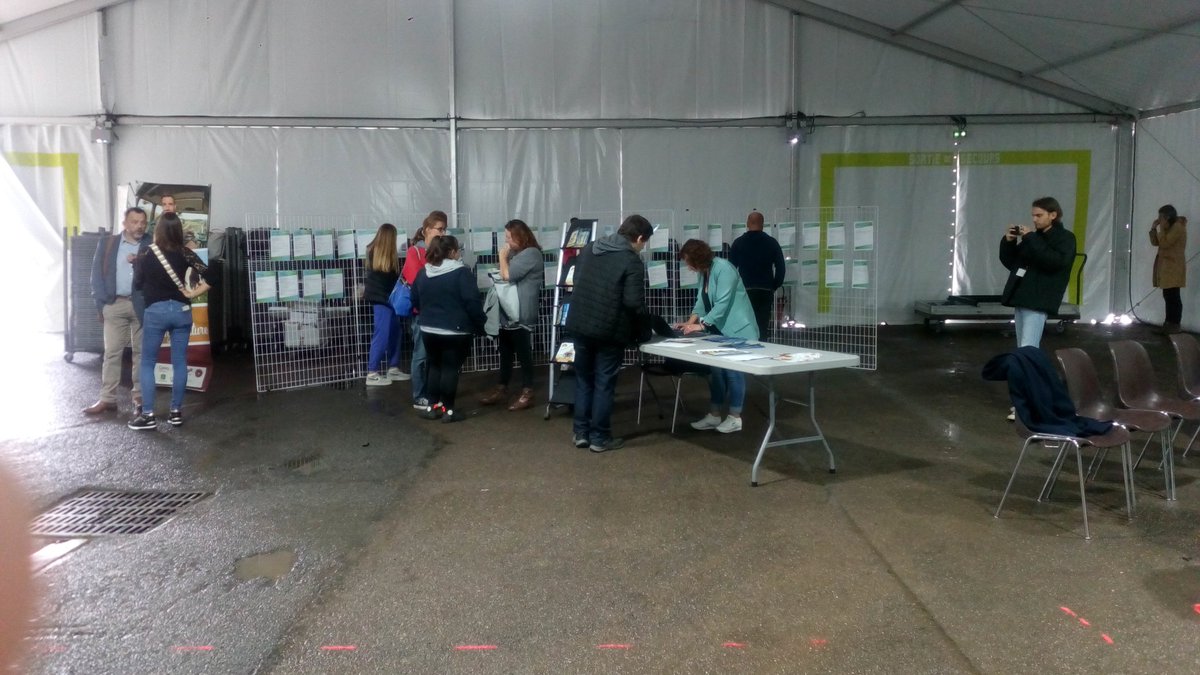 #graine✌️taf en collaboration avec la @CCFI et @RESO.
Une cinquantaine de participants présents pour découvrir les métiers de l'agriculture et de l'agroalimentaire et des employeurs pour présenter leurs métiers avec passion.
<a href="/HazebrouckPole/">Pole Emploi Hazebrouck</a>
<a href="/PAULAgns1/">PAUL Agnès</a> @YBouchart @FlorianHAMY