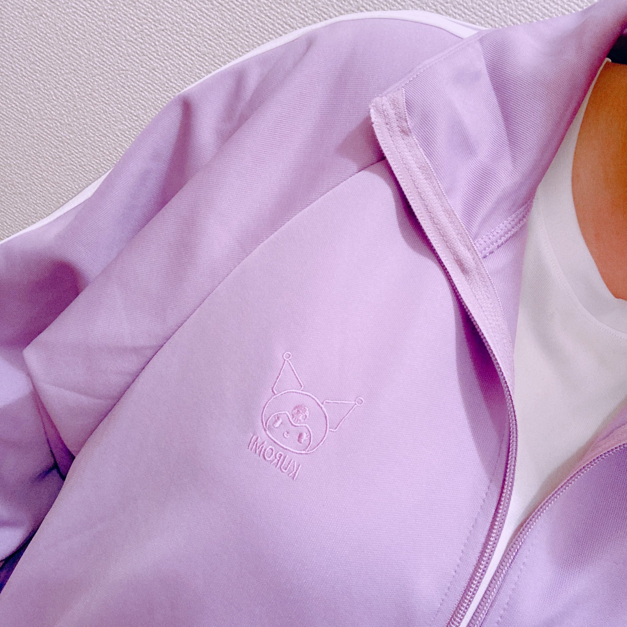 サブカル 可愛い クロミ Mサイズドンキ 紫色ジャージ セットアップ ♩限定♩《サンリオ｜クロミちゃん》［ジャージ｜トラック