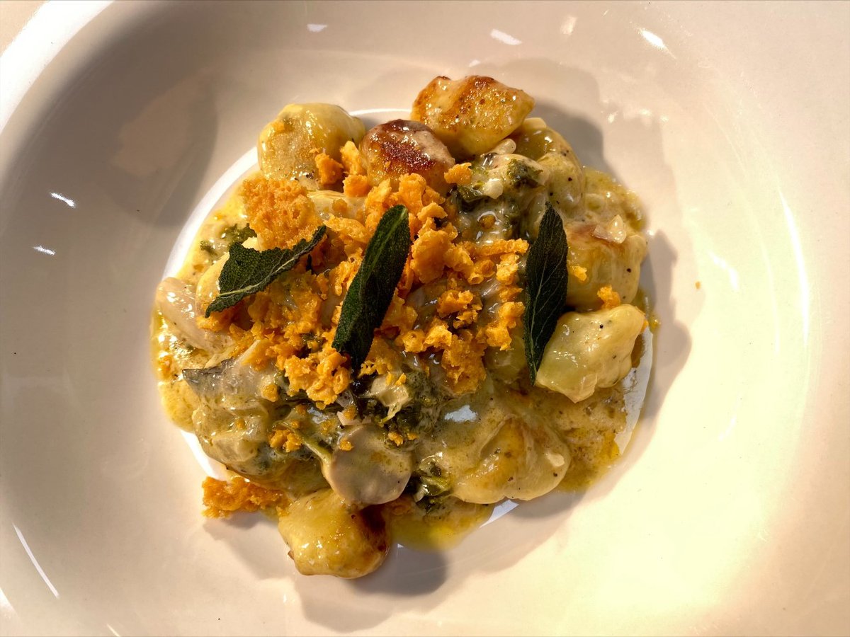 Just under 3 weeks until the launch of our beautiful brand new seasonal lunch menu and our very special double gala launch evenings on 28th and 29th Sept. View menus and book via our online booking form: 
nottm.co/FletchersMenus
nottm.co/FletchersBooki…