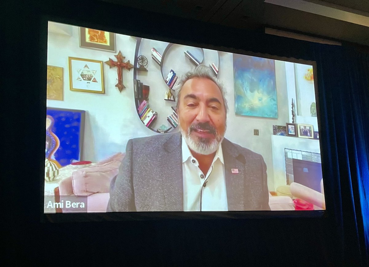 NAACOSnews's tweet photo. Congrats to all of our Champion of Value in Health Care Award winners at #NAACOSfall2022! @bradwenstrup @RepBera @SenWhitehouse we appreciate your commitment to improving our health care system and rewarding providers for better #patient outcomes! 👏 https://t.co/UZEqGeGKST