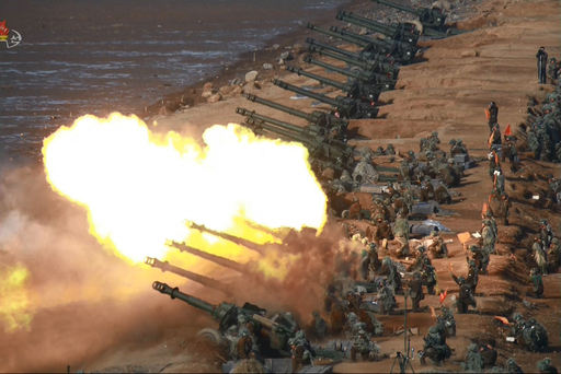 delfoarse's tweet image. Russia is buying artillery shells from North Korea now.

It is such a ridiculous things for us South Koreans cuz the management status of their ammunition is just horrible.