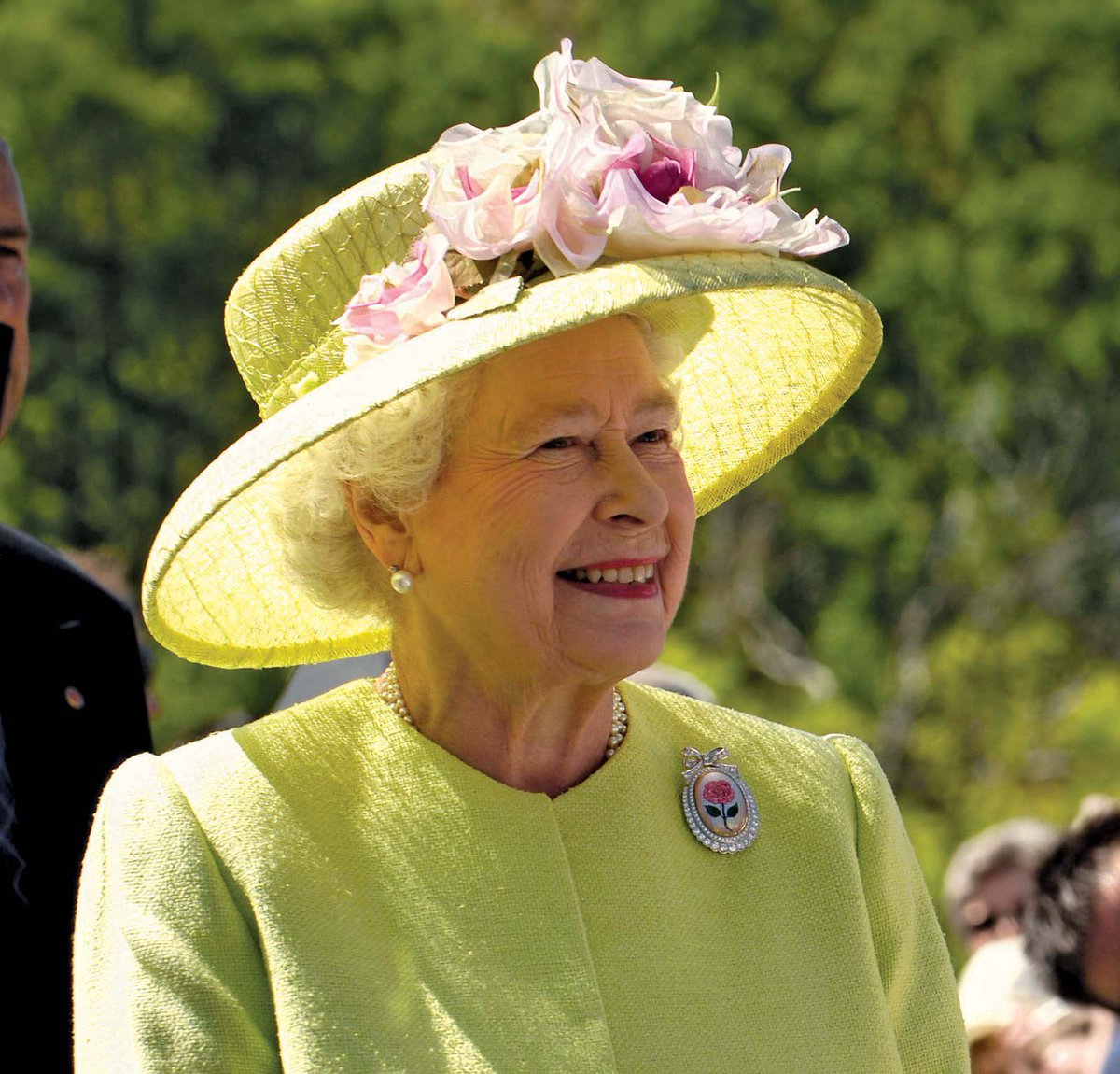 DS.Emotion is deeply saddened by the passing of Her Majesty Queen Elizabeth II. Our thoughts are with the Royal Family and all who are mourning her loss.