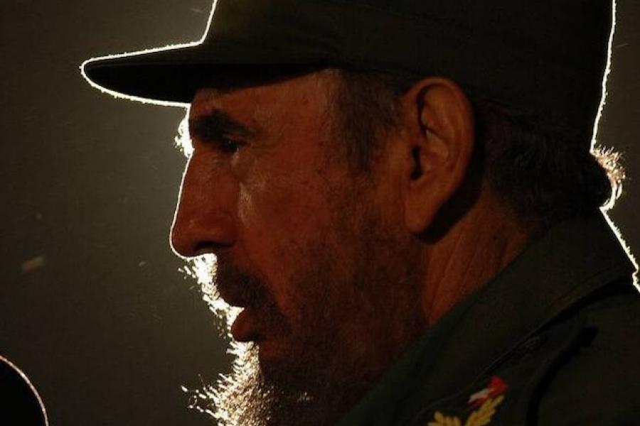 "Esta es la Revolución socialista y democrática de los humildes, con los humildes y para los humildes." #FidelPorSiempe