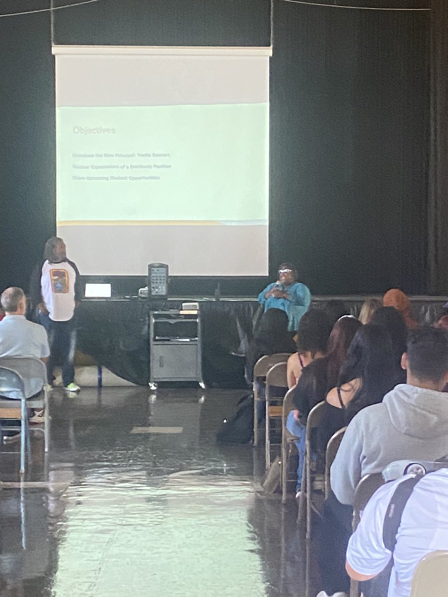 BrenkwitzHigh's tweet photo. First Town Hall! Giving a warm welcome to our new Principal, Ms. Beavers #lifeisnotaracewecanallwin #changingthenarrative https://t.co/xRqI52iJgA