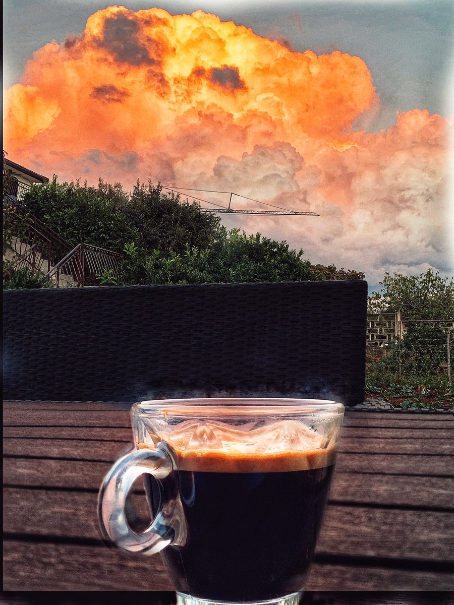 alpa46's tweet photo. #CoffeeTime https://t.co/F49BK8dDJw