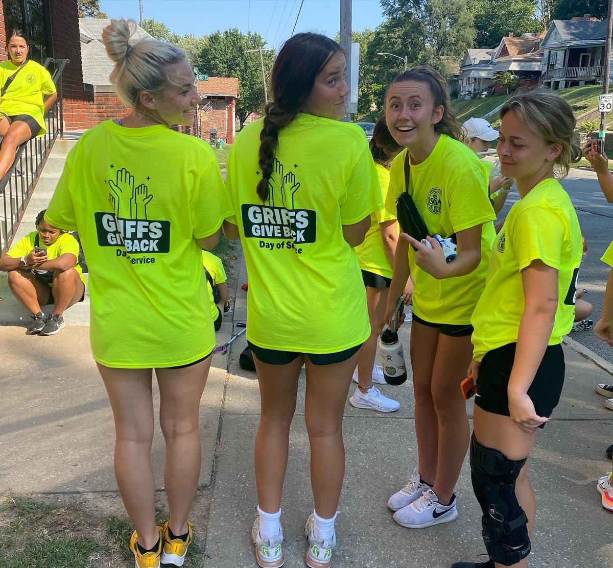 GriffonLax's tweet photo. Putting our Hard Hat Principles to work in the surrounding community and leaving this part of town better than we found it! #GriffsGiveBack https://t.co/7duEYzzLM0