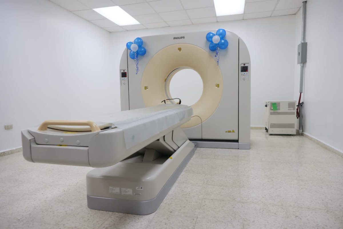 drmariolama's tweet photo. 📍Pedro Brand, Santo Domingo

Con entusiasmo es puesto en funcionamiento por primera vez el tomógrafo del hospital Rodolfo de La Cruz Lora. Seguimos trabajando para garantizar mejores atenciones

@luisabinader @RaquelPenaVice @raquelarbaje @SNSRDO @SaludPublicaRD @Comunicaciondo https://t.co/1nmICnKoha