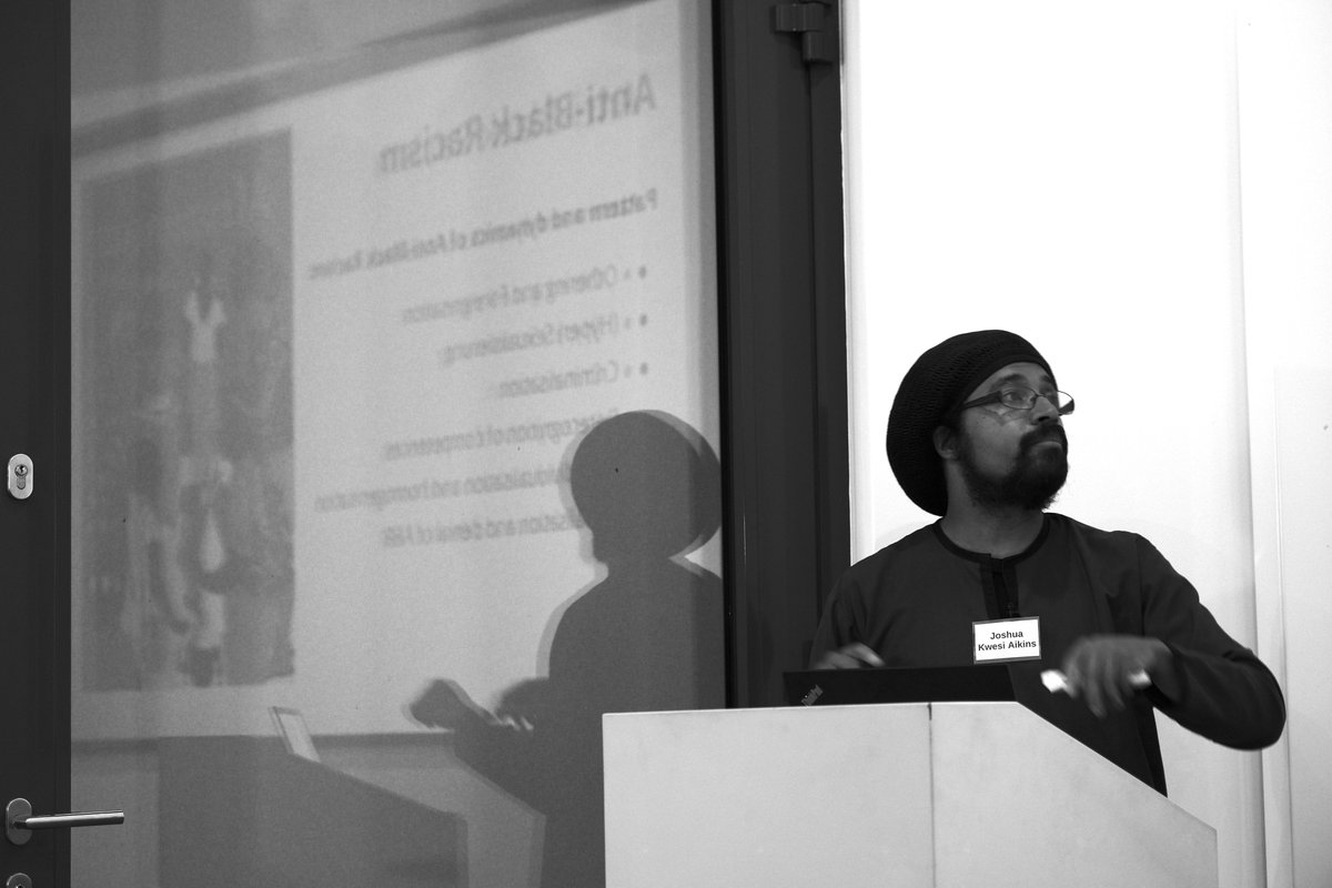 Vielfalt_Ent's tweet photo. Pattern and dynamics of Anti-Black Racism: Othering and Foreignisation, (Hyper) Sexualisierung, Criminalisation, Derecognition of competences, De-individualisation and homogenisation, Trivialisation and denial of Anti-Black Racism”, J-K Aikins  #Hackathon #DiversityData https://t.co/wSHE0G4ePI