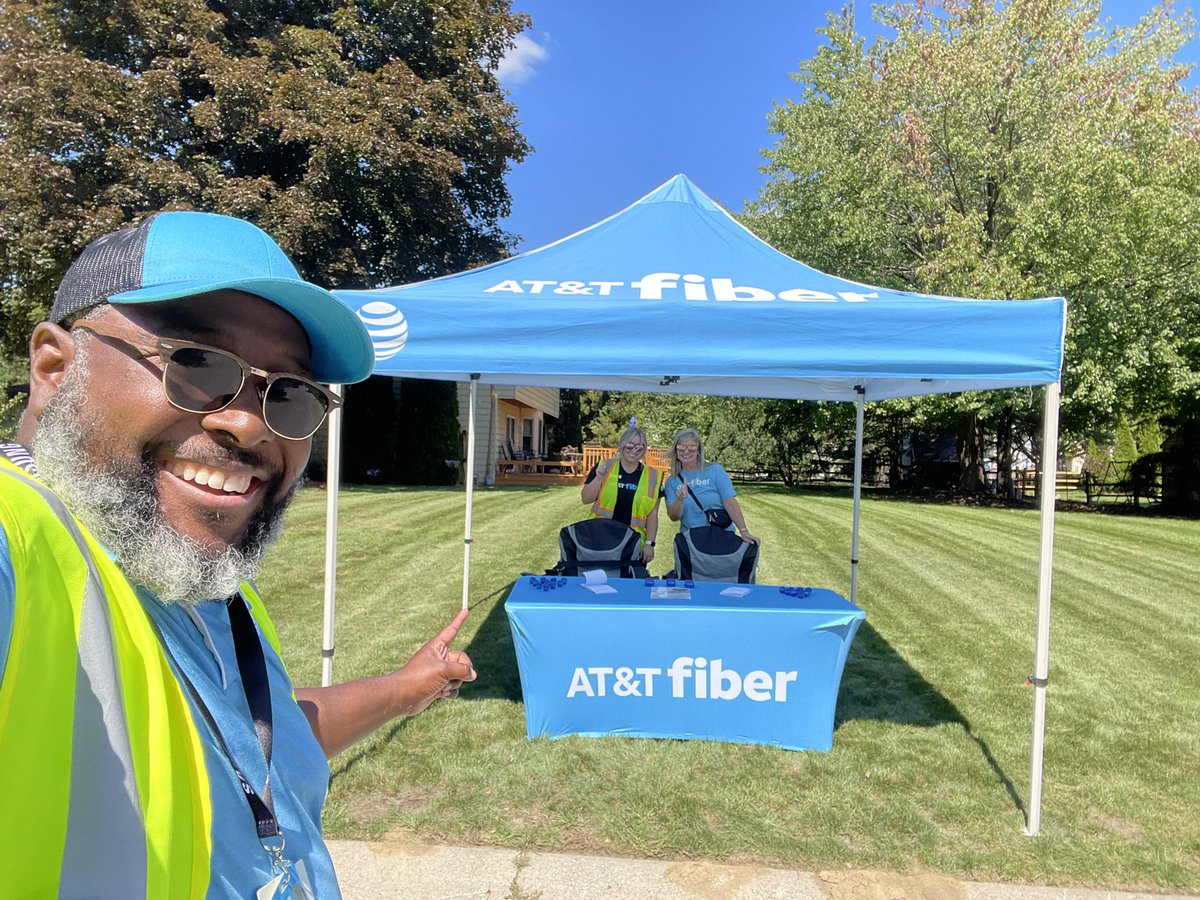 Aaron Prude (@acoolprude) on Twitter photo New Fiber Team out in the Toledo area signing folks up for Fiber. We ready, come sign up! <a href="/SherriLazette/">Sherri Lazette</a> <a href="/keroninc/">Keron Incarnato</a> #lifeatatt #gigillionaire #attfiber New Fiber Team out in the Toledo area signing folks up for Fiber. We ready, come sign up! <a href="/SherriLazette/">Sherri Lazette</a> <a href="/keroninc/">Keron Incarnato</a> #lifeatatt #gigillionaire #attfiber