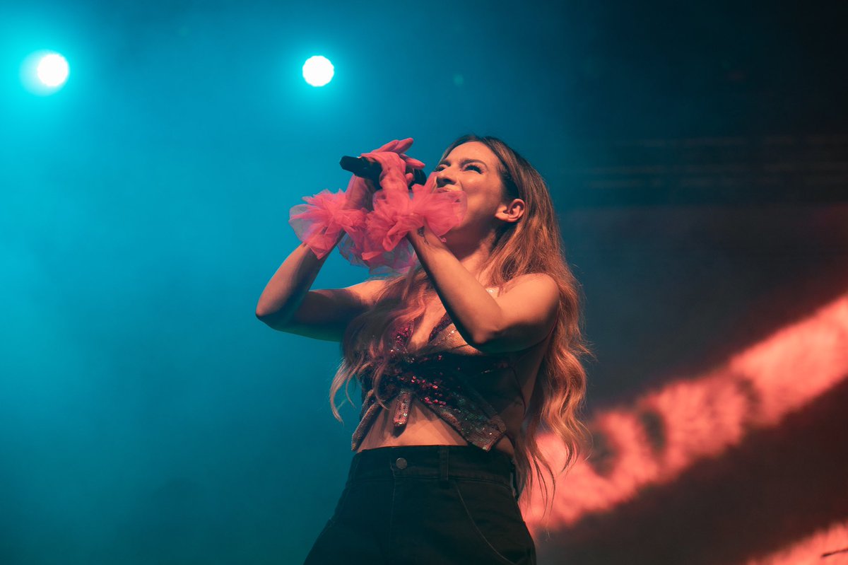 exafm973's tweet photo. El talento y la belleza de @PatyCantu alumbraron el escenario de #VeranoExa ✨☁️🌴
📷: Fátima Cavazos https://t.co/55Mob7cy5e