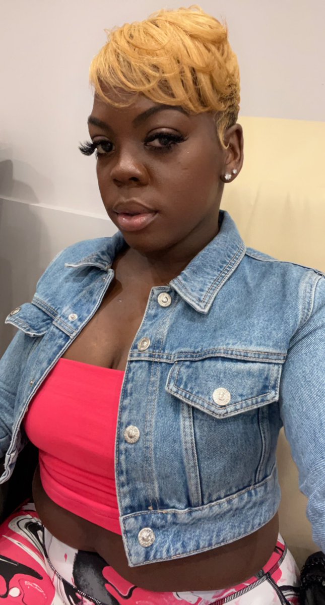 SwayzeeMyHEART's tweet photo. This what 30 gives I LOVE it here! 💗 #HawtMomma🥵🔥❤️ #CutLife💇🏾‍♀️💅🏿 https://t.co/jBs0SJJiJj