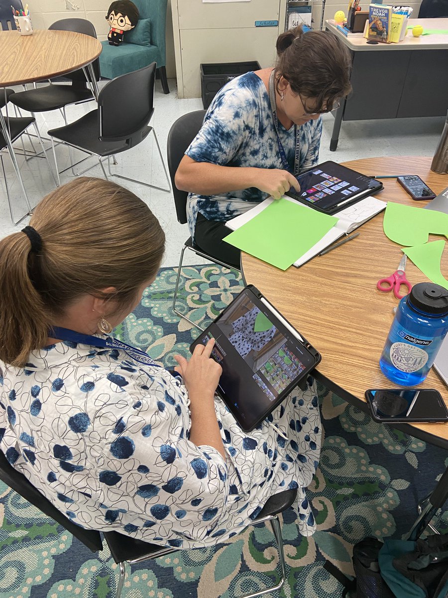 Taking risks and celebrating successes with this amazing group of learning experience designers <a href="/AuburnJrHigh/">Auburn Jr. High</a> #AJHSVanguard