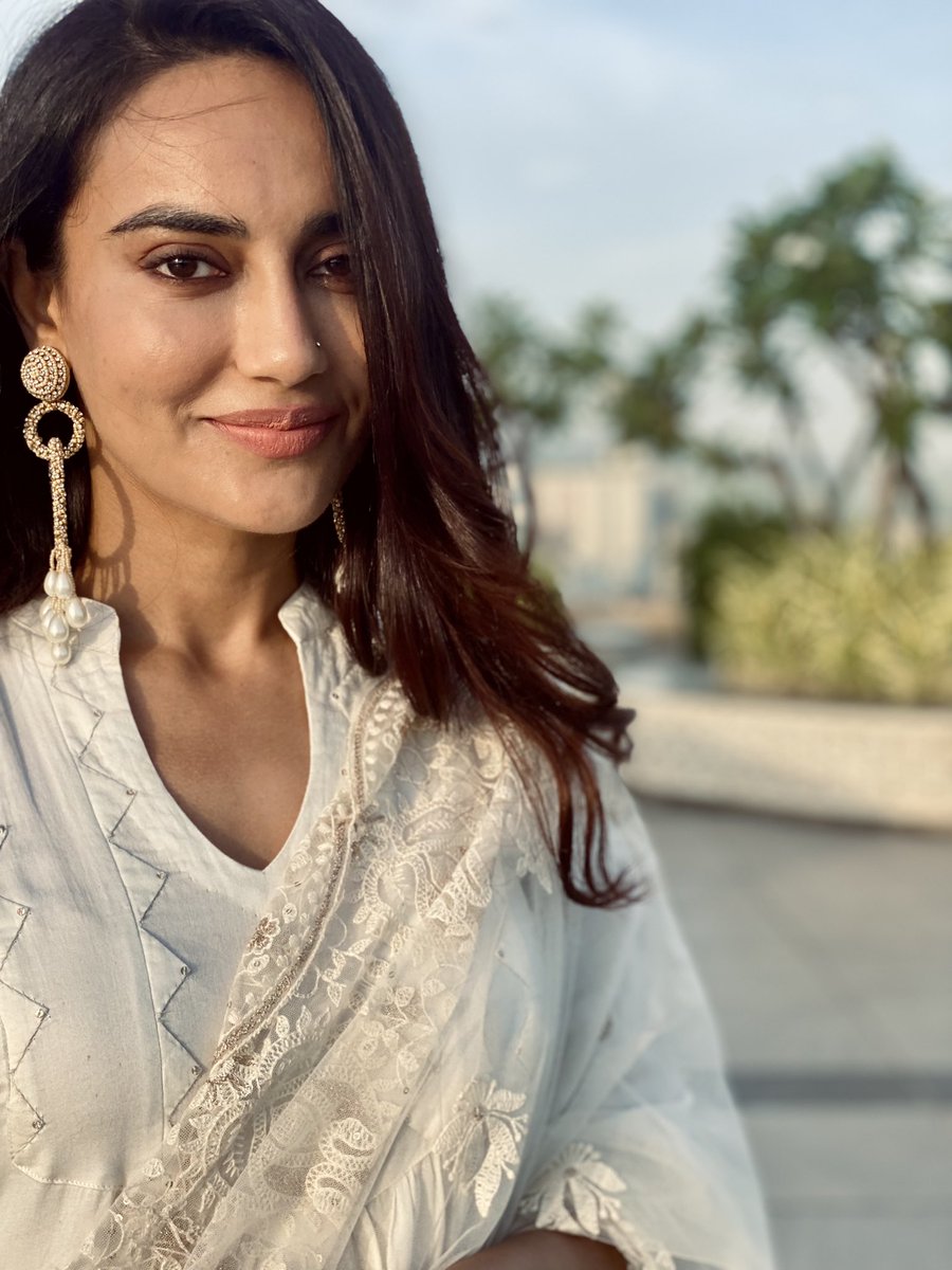 SurbhiJtweets's tweet photo. Love and peace 🤍 https://t.co/aqZMisajkb