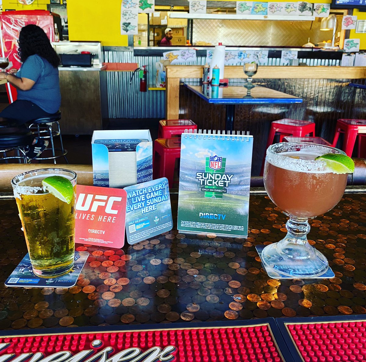 FuzzysNac's tweet photo. Football season is 🔙 AND Fuzzy’s has the Sunday NFL ticket. Have a draft 🍺 while you watch your draft 😉 https://t.co/c7nzuqHZAa