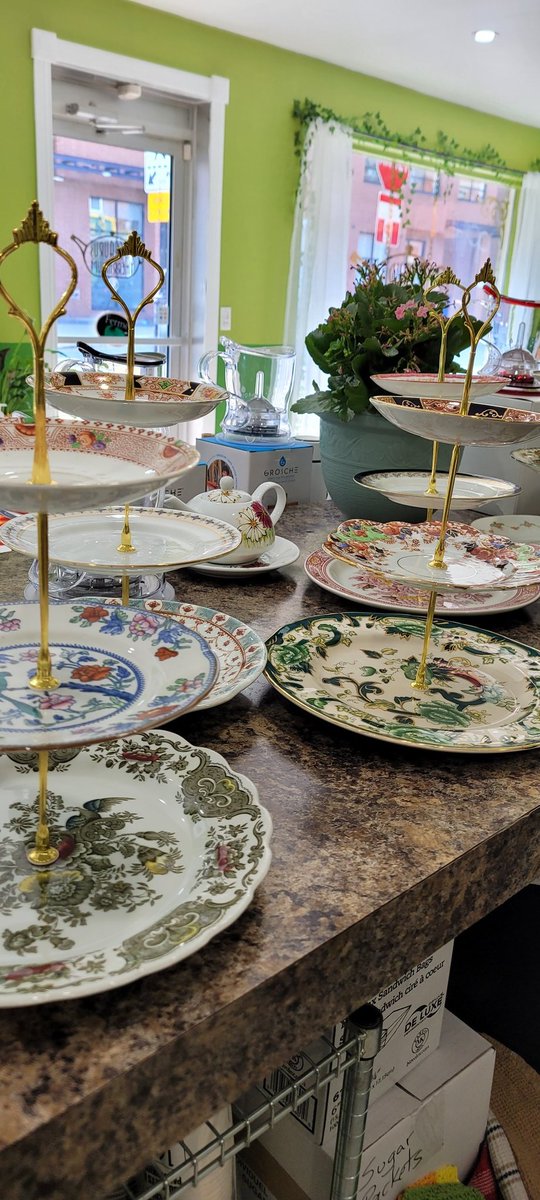 ThesaurusTea's tweet photo. Any plans this weekend? Personally I'm looking forward to tomorrow's High Tea,so much so that I'm planning on making it a monthly event!Stay turned for tickets for our next sitting.
#tea #TeaHouse #HighTea #fancy #twee #TeaNerd #TeaGeek #CommuniTea #TeaTime #TeaParty #ILoveTea https://t.co/HS7jay9Xtq