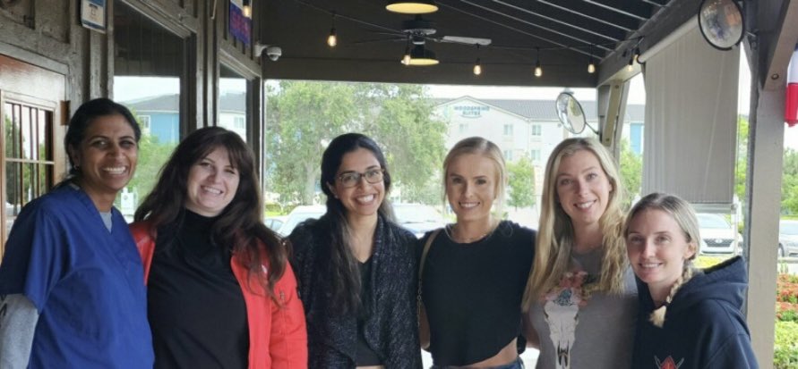 BrowardEM's tweet photo. It’s #FemEM Friday! There is no lack of support and mentorship for the women in our program. Regular lunches, outings, and post-night shift brunches, our female faculty and residents love to celebrate each other #WomenInMedicine https://t.co/HdYTZvla22