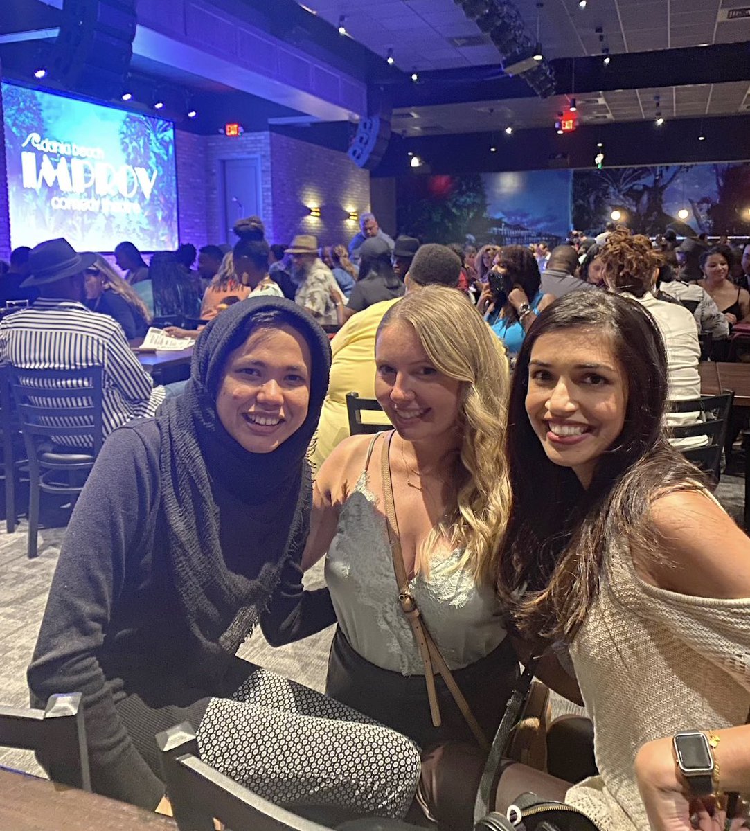 BrowardEM's tweet photo. It’s #FemEM Friday! There is no lack of support and mentorship for the women in our program. Regular lunches, outings, and post-night shift brunches, our female faculty and residents love to celebrate each other #WomenInMedicine https://t.co/HdYTZvla22
