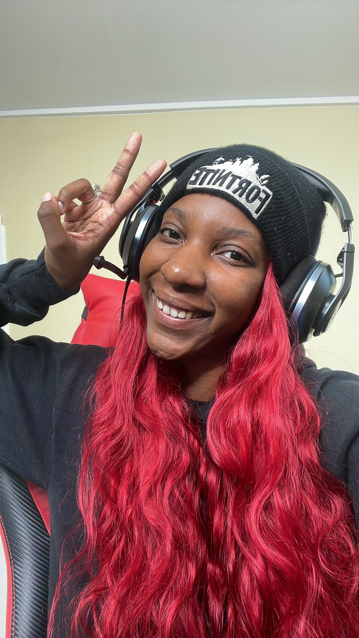 Headphones to play fortnite sale