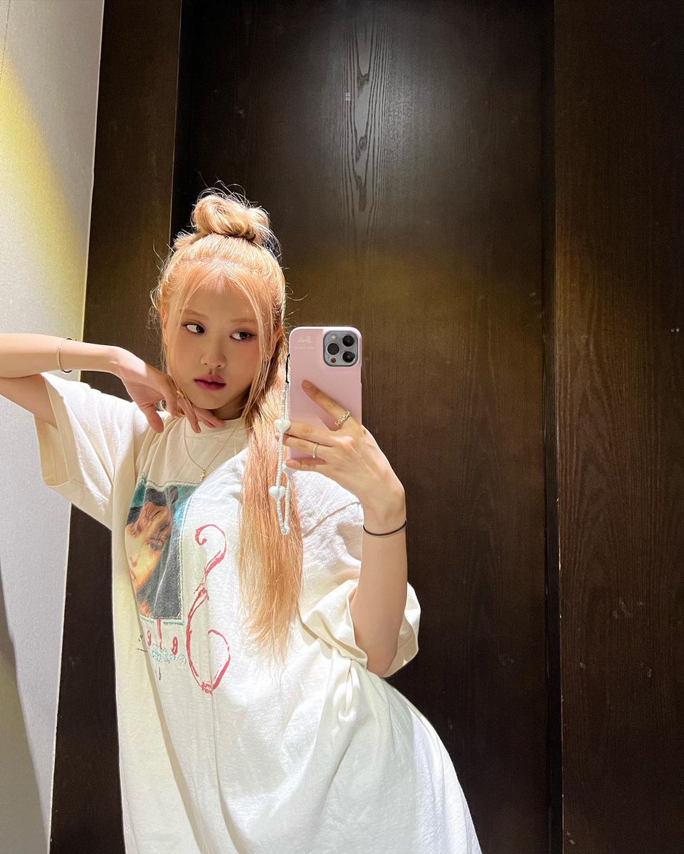 rose2001blackp's tweet photo. 🐣 https://t.co/3zpgnch3Fw