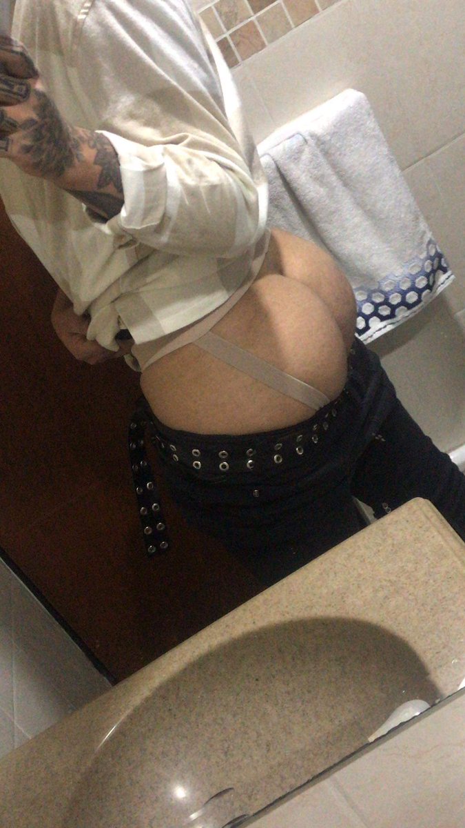 cruisingmaniza2's tweet photo. Con casa sola quieres venir a darme verga? https://t.co/powxgrVQl1