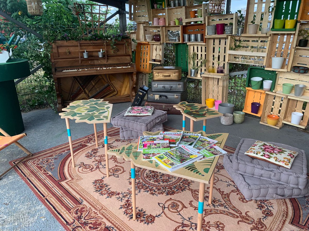 Inauguration du tiers-lieu solidaire et écologique Bercy Beaucoup

Dans cet espace de 9 000m2 :
👉 une ressourcerie dédiée au jardinage 🌱
👉 580 personnes accueillies dans les 3 centres d’hébergement 
👉 Des activités culturelles et festives

- de déchets ♻️ + de solidarité 🤝