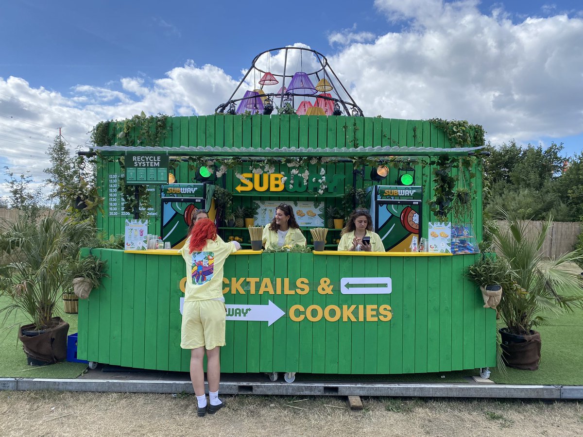 BadToxic's tweet photo. More of the #SubwayStage on the #Mysteryland #festival, #lastDay #Sunday.

#subway #stage #floor #hidden #hiddenStage #Bühne #secret #geheim #thirdDay #party @SUBWAY @Mysteryland #festival #MysterylandFestival #musicFestival #Musikfestival #Amsterdam #Netherlands #Holland https://t.co/snOuM2BkI7