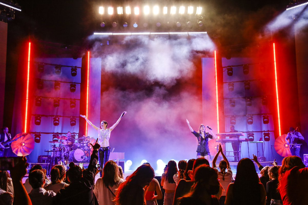 haashoficial's tweet photo. Nuestra primera salida aquí en Guadalajara fue la mejor del año. ❤️😍 #SoldOut 🤗. Esta noche repetimos. Los amamos infinitamente. #GiraMiSalidaContigo https://t.co/CiUFhzWPkc