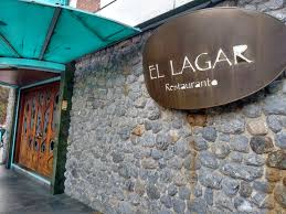 yosmarpoleo's tweet photo. #ALERTA | Ni se les ocurra caer en la oferta engañosa del Restaurante #ElLagar en la Av. Solano. Ofrecen un menú ejecutivo en 5$ con 3 opciones, pero la comida es realmente pésima y para ñapa cuando pides la cuenta, terminas pagando 10$ por los servicios. Moraleja:Vivos pendejos. https://t.co/puInagdd9d