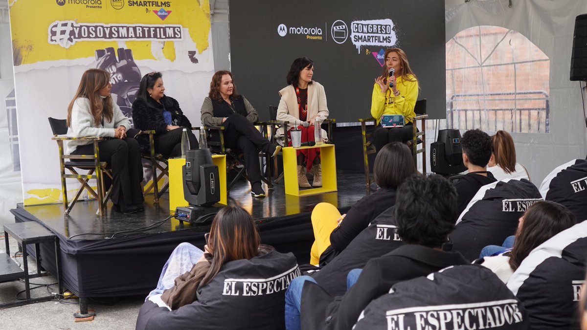 mafeardilalopez's tweet image. ¡Esta ha sido una semana de cine inclusión gracias al festival #SMARTFILMS2022! Nuestras grandes jurados, @alejaboficial, María Adelaida Puerta y Lina Cáceres de la categoría #REDvolucionarias, se reunieron para hablar acerca de crear desde las experiencias y motivaciones.