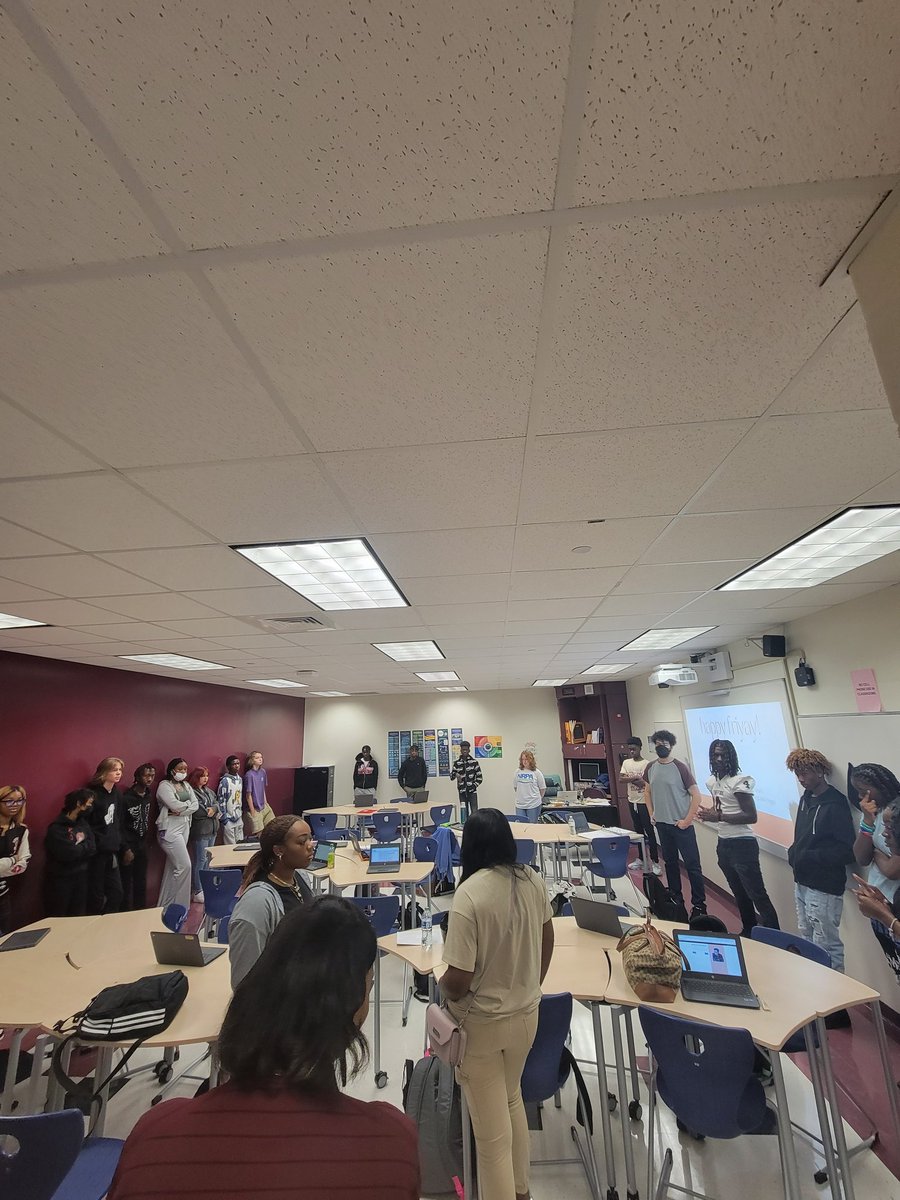 CoachDeversToo's tweet photo. Circles, team building and positive messaging in the halls of @kingsforkhs this morning!  Have an amazing year Bulldogs! https://t.co/50VgC1F13h