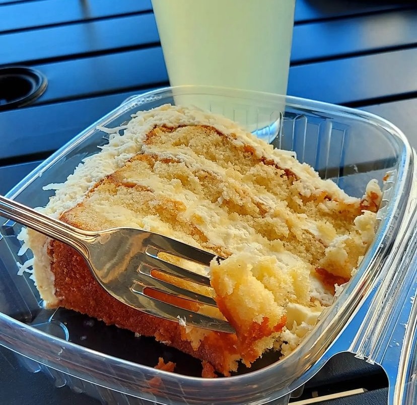 TabletopMediaGp's tweet photo. Thank you @TrippyLifeBlog for visiting our client, Cafe Root Cellar! π½β€οΈ
#DYK Chef Sera Cuni has been featured on Guy's Grocery Games twice? You'll understand when you taste her amazing dishes. ππ
#TabletopTalk #CafeRootCellar https://t.co/5S0o9ClXJK