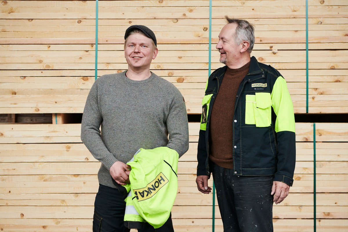 Avainlippu-yritykset Honkarakenne ja Hoivarakentajat Oy rakentavat tavalla, jonka takana voi seistä ja olla ylpeä vielä vuosienkin kuluttua 🏡💛
Lue lisää kotimaisesta ja kestävästä rakentamisesta 👉
ow.ly/Fwwy50KFhVQ

#honkarakenne #hoivarakentajat #hirsirakentaminen