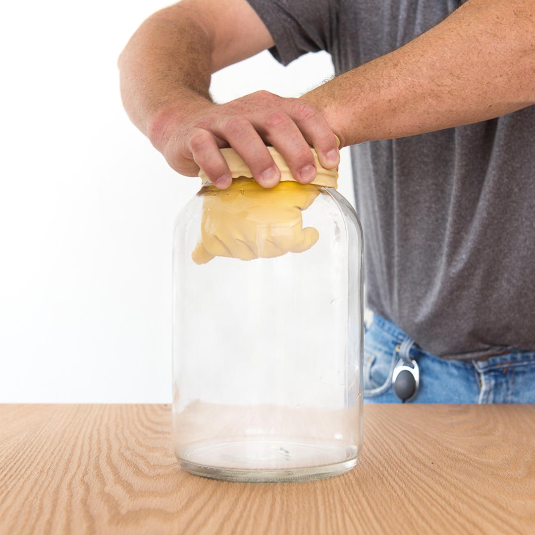 exploratorium's tweet photo. Has this heat wave been making you miss the classic San Francisco foggy weather?☁️

In this #ScienceSnack, make a portable cloud in a bottle and reminisce on the good cold days. Discover tools, materials and assembly instructions →  https://t.co/ex1ZYEw4nn

#ExploEdu https://t.co/girNbKUvsa