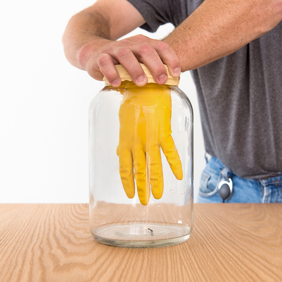 exploratorium's tweet photo. Has this heat wave been making you miss the classic San Francisco foggy weather?☁️

In this #ScienceSnack, make a portable cloud in a bottle and reminisce on the good cold days. Discover tools, materials and assembly instructions →  https://t.co/ex1ZYEw4nn

#ExploEdu https://t.co/girNbKUvsa