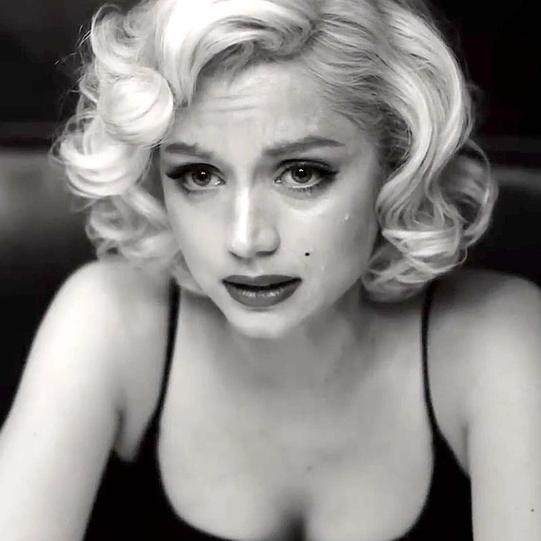 Ana de Armas diz que foi assombrada por fantasma de Marilyn Monroe durante filmagens de 'Blonde': 'Ela arrancava coisas da parede e ficava brava se não gostasse de algo'
