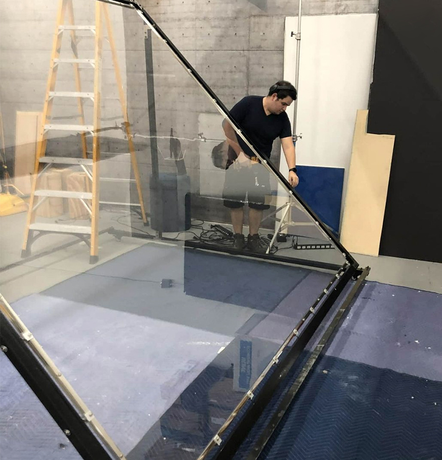 holo2go's tweet image. FOR SALE!

Pepper&apos;s Ghost
Indoor usage
Stage display area: 108” x 75”
Total unit dimensions: 103” x 120” x 90”
Requires projector and projector screen

DM for inquiries