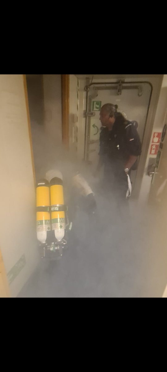DefensieCarib's tweet photo. Zr. Ms. Pelikaan heeft de afgelopen twee weken succesvol de Continuation Training (CT) en de Safety and readiness check 4 (SARC4) uitgevoerd onder leiding van een team van MOST uit Nederland. Het schip is nu weer inzetbaar op het hoogste  operationele niveau. Bravo Zulu! https://t.co/n7BQ89czE2