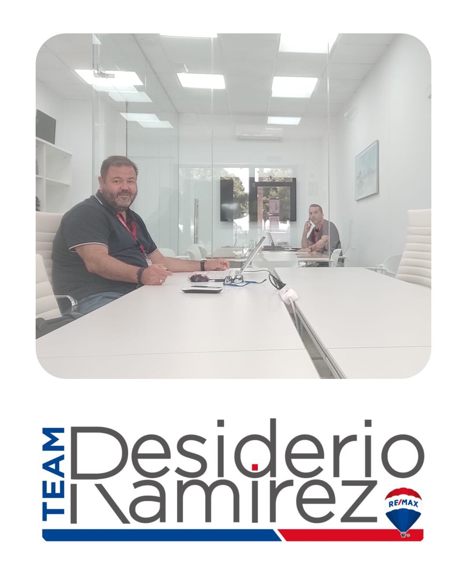 javier_vande's tweet photo. El Team por la oficina de Almería.

Feliz viernes!!!

💻web: https://t.co/Dfi908rjnh

#remax #remaxsolucion #almeria #aguadulce #roquetasdemar #emprender #inmobiliaria #venta #compra #vender #ventapiso #comprapiso #javiervandewalle #teamdesiderioramirez https://t.co/G17tuY9XaU
