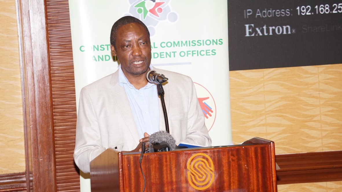NLC_Kenya's tweet photo. Other institutions were represented by Mercy Mwania @OAG_Kenya and Joseph Okong'o @ODPP_KE
@HakiKNCHR @IPOA_KE @EACCKenya @PSCKenya @NPSC_KE @NGECKenya @klrcKE @KenyasOmbudsman @srckenya @NCIC_Kenya @CRAKenya @IEBCKenya @TSC_KE
#CCIO #Constitutionalcommissions #CCIOat10 https://t.co/xew2LetAqX