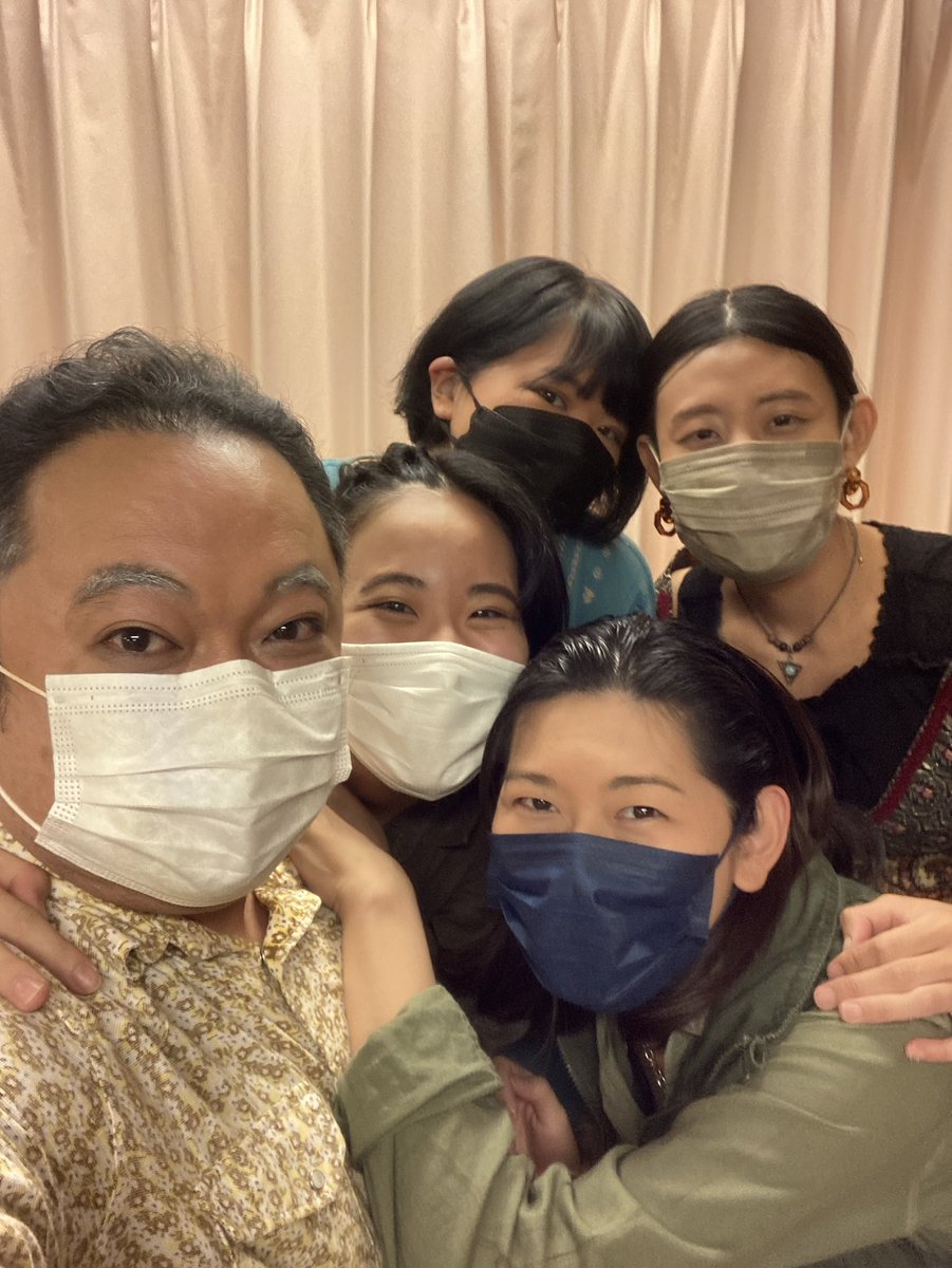 minamoto_rai's tweet photo. #AsiaXeed Vol.2
『THE RAIN-#アプサラスの落涙-』

2日目、無事に2ステ終わりました。

ご来場頂き、誠にありがとうございます！

今日の紹介は…

#KFRONT さんのメンバーです✨

　　　　岡庭さん　徳島
（らい）岩田
　　　　　綾垣

役名は相関図にて（文字数😭）

多忙な彼女達に盛大な拍手を❗️ https://t.co/lxRWhm6yN4