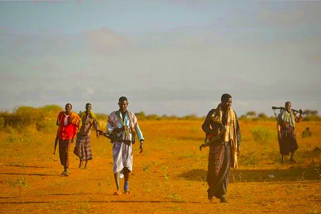 O_A_Dalmar's tweet photo. Ciidamada dib u xoreynta deeganka &amp; ciidamada dawlada aad iyo aad ayaan ugu hambalyeynaa guulaha ay ku talaabsadeen oo iskaga xoreyeen mujrimiintii baneysatay daadinta dhiiga muslimka maalkoodana dhacaan waxaan leeyahay guuleysta 🇸🇴
Cadowgana Allaha jabiyo https://t.co/6snGKZrYPP