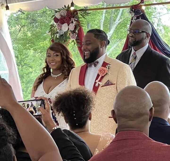 Mr_WalkWorthy's tweet photo. 🗣These are those moments that make what we do well worth it! Congratulations to the Drapers! 🙏🏽💍🎊 #walkworthymenswear https://t.co/EncK8S0Wsr