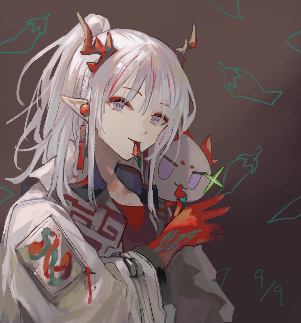 nian (arknights) horns 1girl pointy ears white hair streaked hair upper body looking at viewer  illustration images