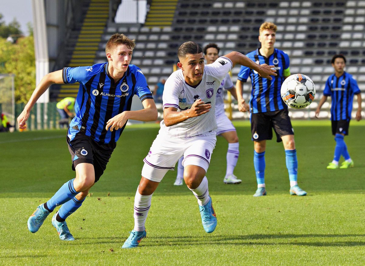 sebaouigoalsx's tweet photo. 🔥𝗠𝗔𝗧𝗖𝗛𝗗𝗔𝗬
🆚 @lommelskofficial 
🏟 Olympic Stadium - Beerschot
⏰ 20:00 CET
🏆 Division 1B

#BEERSCHOT #division1B #iliassebaoui https://t.co/lKZJzR79QQ