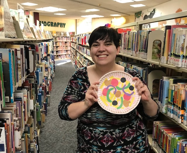 NoBrunsLibrary's tweet image. This morning at 11:00AM, ages 3-5 are invited to join Miss Val @NoBrunsLibrary where you&apos;ll be making paper plate #pizzas! Yum! Any questions, please email Miss Val at vwerner@northbrunswicklibrary.org, or give us a call at (732) 246-3545. #pizzaparty #pizzacraft #paperplatepizza