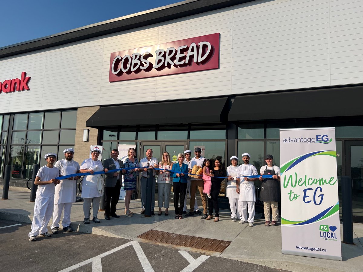 townofeg's tweet photo. Welcome to #EastGwillimbury @CobsBread! Shop for delicious sweet and savory breads, tarts, pastries, and more at Yonge and Green Lane in the Fieldgate Plaza #EGLovesLocal 🥐 🥖 https://t.co/imoxFWqQBN