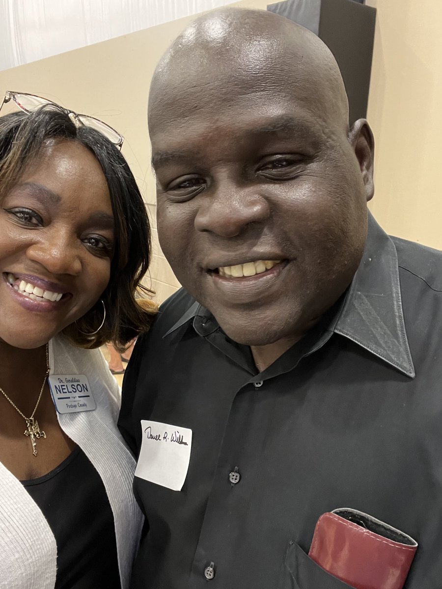 DrNelsonPortage's tweet photo. Recognizing donor’s support of Phase 1 of the Gym at the King Kennedy Center.
John Kennedy, King Kennedy board chair. Commissioner Vicki Kline At Open house of King Kennedy gym phase Excited to catch up with Upward Bound alum from Ravenna! https://t.co/8TMx8ftjVf