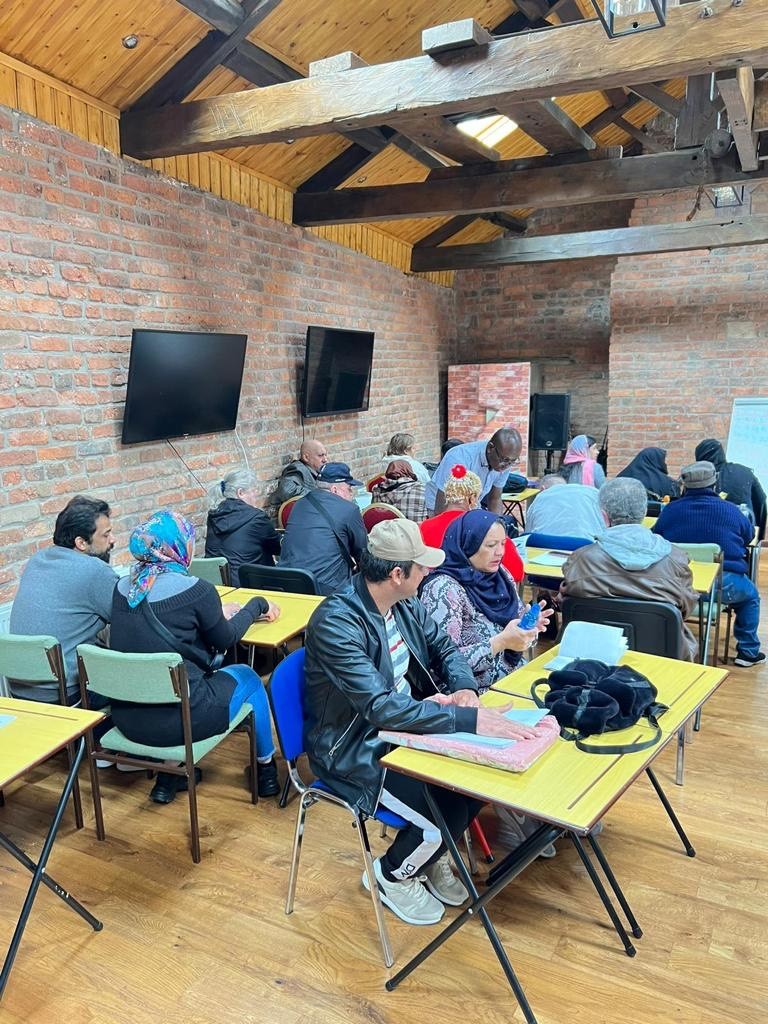 DominionETS's tweet photo. Our #ESOL classes are always full!

Thanks to #ConnectingOpportunities we are able to provide FREE #English classes for those who wants to improve their language skills.

#Dominiontraining
#Wakefield
#improving
#skills https://t.co/KtFoPgRyGm