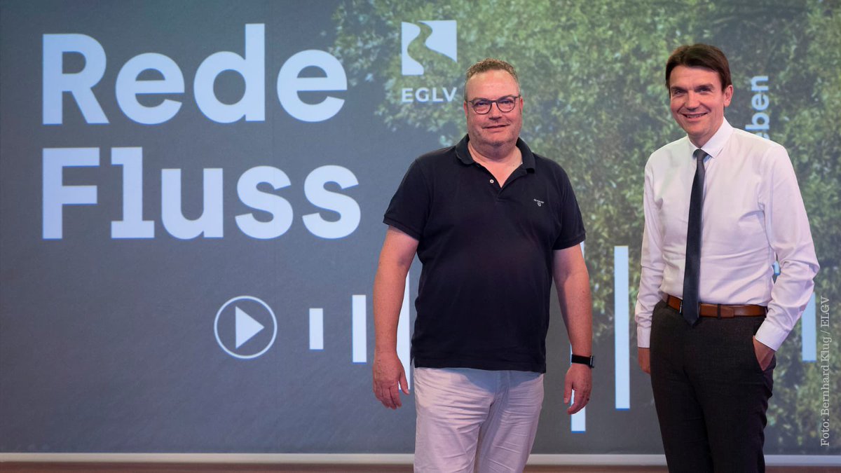 uli_paetzel's tweet photo. In der neuen Folge des Podcasts #RedeFluss ist Bodo Klimpel mein Gast. Mit dem Landrat des @kreis_re spreche ich über nachhaltige #Stadtentwicklung im nördlichen #Ruhrgebiet und Zukunftsstrategien des Kreises #Recklinghausen. Auf allen Plattformen und https://t.co/ft5grrI2bx. https://t.co/ENRAvGLkaF
