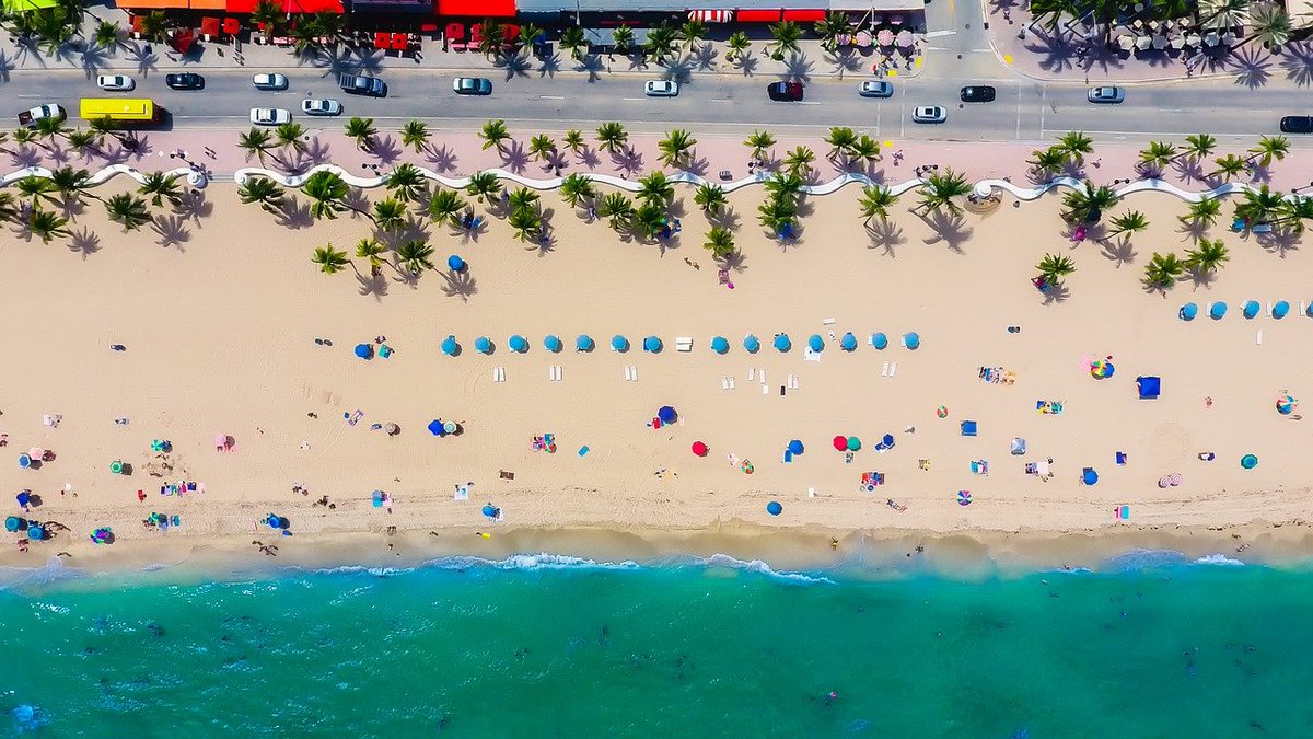 YulairQuebec's tweet photo. 🔥Vols sans escale à rabais pour Fort Lauderdale à partir de seulement 272$ aller-retour de Québec avec Air Transat.
#YQB #Quebec ✈️ #FLL #FortLauderdale 

https://t.co/5NRnKnhnuO https://t.co/D4i55UbVLN